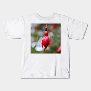 Beautiful pink flower bud on a rainy day Kids T-Shirt